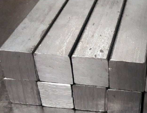 Поковка титановая квадратная ВТ4 110 мм ОСТ 1 90000-70 фото